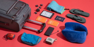 Choosing a Compact Everyday Accessory for Modern Life
