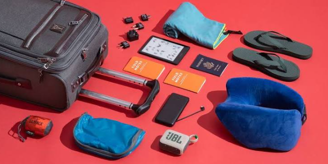 Choosing a Compact Everyday Accessory for Modern Life